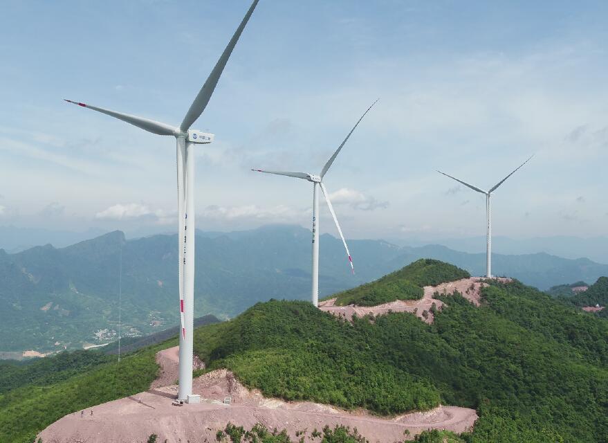 廣西貴港供電：推動電力“大風車”，吹起平南環(huán)保風