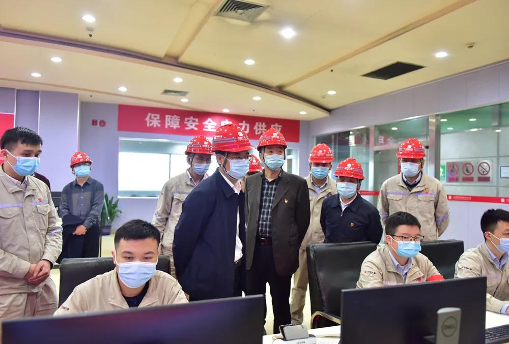 華銀電力賀子波、陳自強(qiáng)一行到湘潭發(fā)電公司調(diào)研