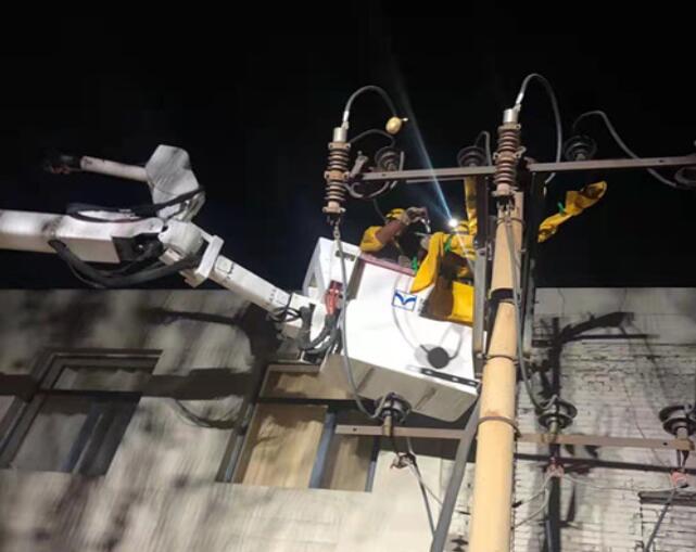 烏海電業(yè)局配電帶電作業(yè)處：11、7、23