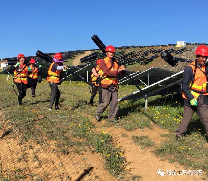 面積接近一個(gè)新加坡！青海塔拉灘光伏電站照亮“陽光之路”
