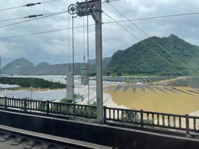 地面電站秒變漂浮電站，又一光伏電站被水淹！