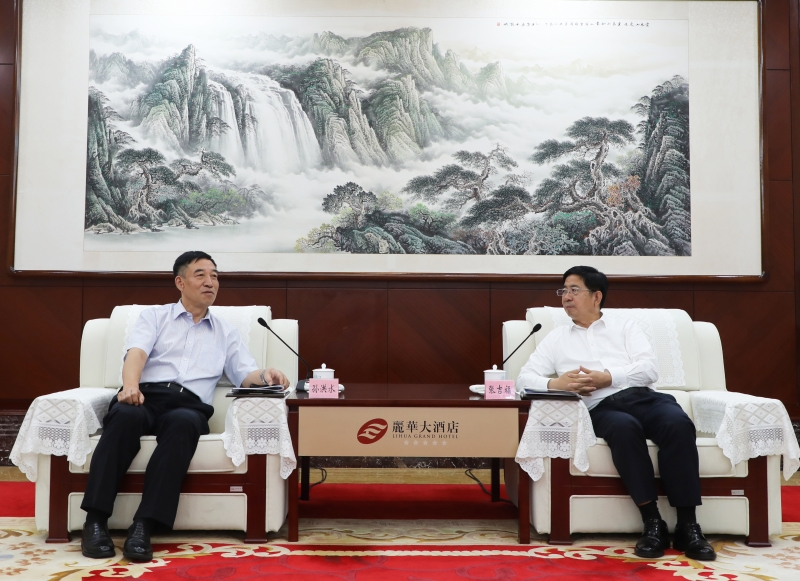 孫洪水與山西省委常委、常務(wù)副省長張吉福會(huì)談