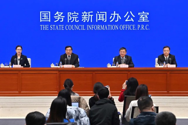 國家發(fā)改委：健全多能互補綜合應急調(diào)度機制，推動風、光發(fā)電多發(fā)滿發(fā)