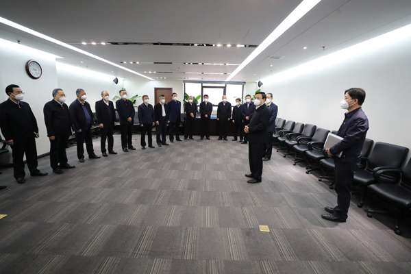 張玉卓到中國(guó)國(guó)新調(diào)研  看望慰問中央企業(yè)專職外部董事和企業(yè)一線干部職工