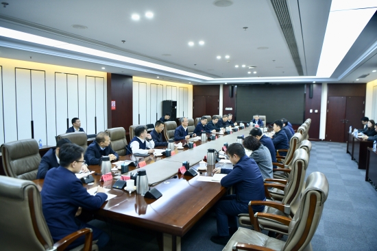 王斌與南昌市委常委、高新區(qū)黨工委書記王萬征會談