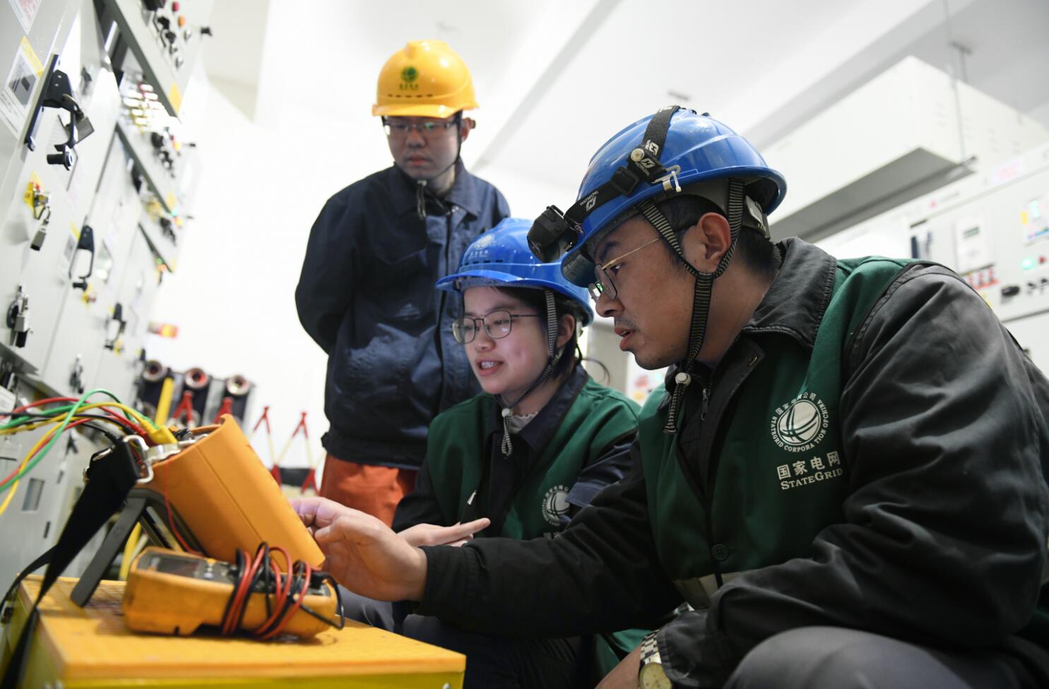 余姚市宏宇輸變電工程公司變電站綜合檢修為電網(wǎng)“強筋健骨”