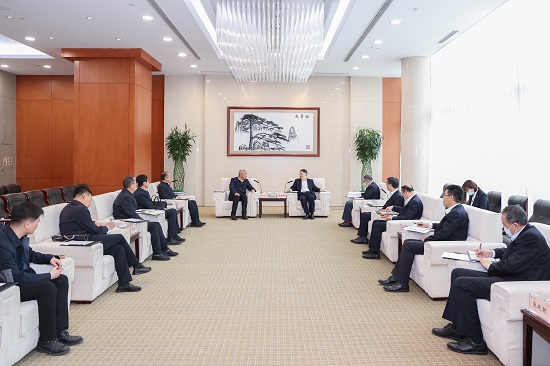 華能集團(tuán)黨組書記溫樞剛會(huì)見青海省委常委、海東市委書記烏拉孜別克·熱蘇力汗
