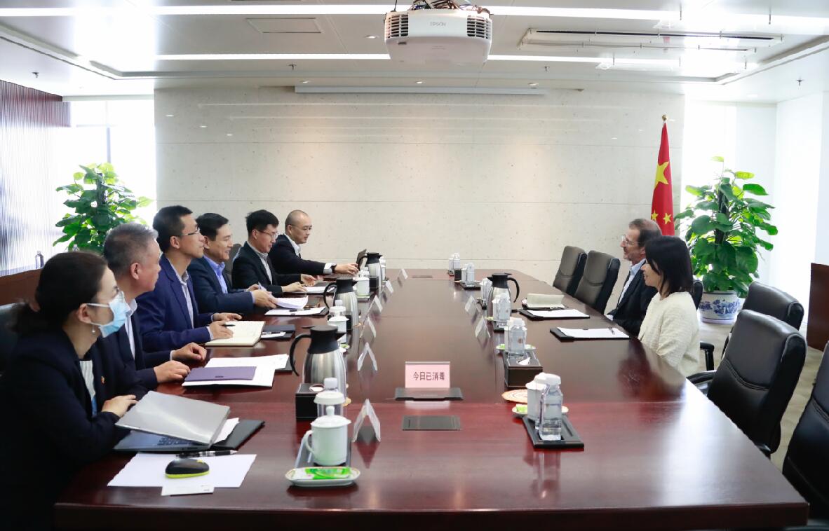 國家電投黨組成員、副總經理陳海斌會見國際鋁業(yè)協(xié)會秘書長邁爾斯·珀瑟