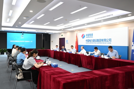 中國電建黨委常委、副總經(jīng)理徐鵬程與漳龍集團(tuán)黨委書記、董事長吳子毅會談