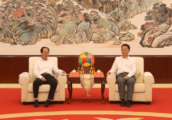 中國(guó)電建黨委書記、董事長(zhǎng)丁焰章拜會(huì)廣西壯族自治區(qū)黨委書記劉寧、自治區(qū)主席藍(lán)天立