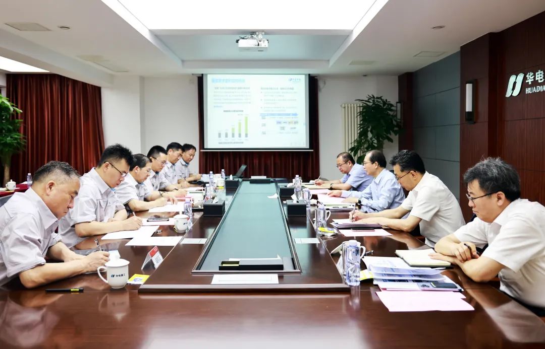 中國華電黨組書記、董事長江毅赴天津區(qū)域開展領(lǐng)題調(diào)研