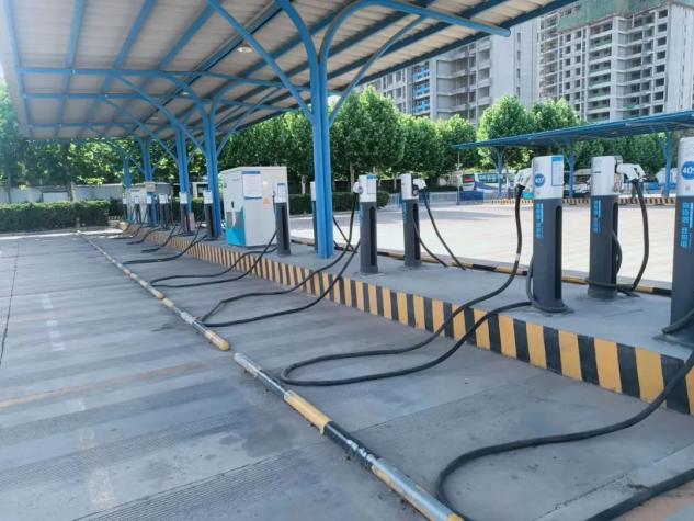 即日起，聊城汽車總站充電樁對(duì)外開放啦!