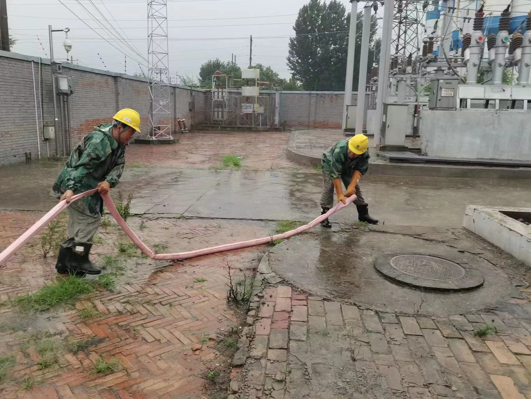 京津冀地區(qū)迎來極端強(qiáng)降雨，國(guó)網(wǎng)冀北電力近7000人迎戰(zhàn)