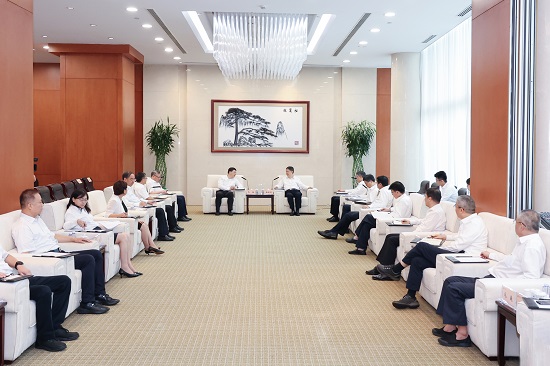 華能集團黨組書記、董事長溫樞剛會見山西省委常委、太原市委書記韋韜
