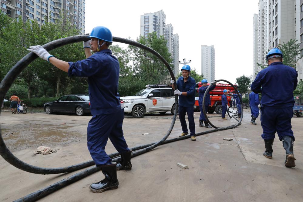 電來了，光就來了——河北涿州加快電力設(shè)施搶修見聞