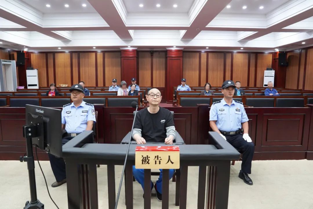 貴州電網(wǎng)有限責(zé)任公司原黨委委員、工會主席張帆受賄案一審宣判