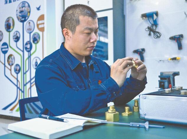 何龍：扎根北疆9年，他找到了自己的位置