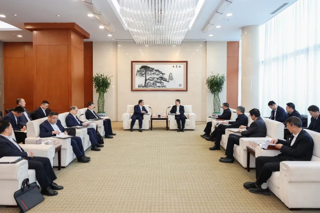華能集團董事長溫樞剛會見中國電氣裝備董事長白忠泉、總經(jīng)理周群