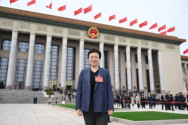全國人大代表、上汽集團(tuán)零束科技黨委副書記劉懿艷：建議加大中國智能電動汽車技術(shù)出海專利保護(hù)力度