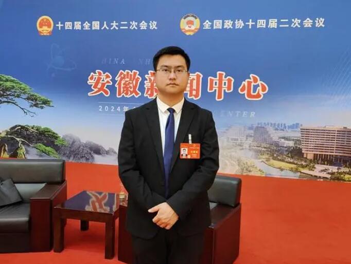 全國(guó)人大代表、國(guó)軒高科姚金?。簶?biāo)準(zhǔn)、技術(shù)、產(chǎn)業(yè)鏈多管齊下，推動(dòng)電化學(xué)儲(chǔ)能產(chǎn)業(yè)高質(zhì)量發(fā)展