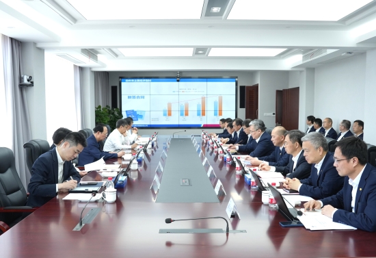 中國(guó)電建黨委書記、董事長(zhǎng)丁焰章赴上海片區(qū)子企業(yè)調(diào)研指導(dǎo)工作