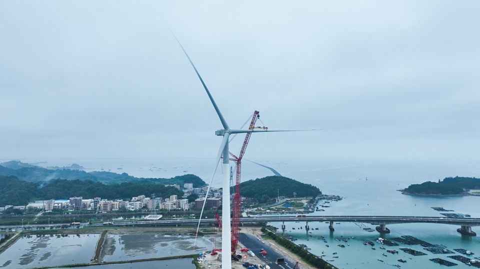 全球最大功率海上風(fēng)電機(jī)組，每轉(zhuǎn)一圈可產(chǎn)生38度