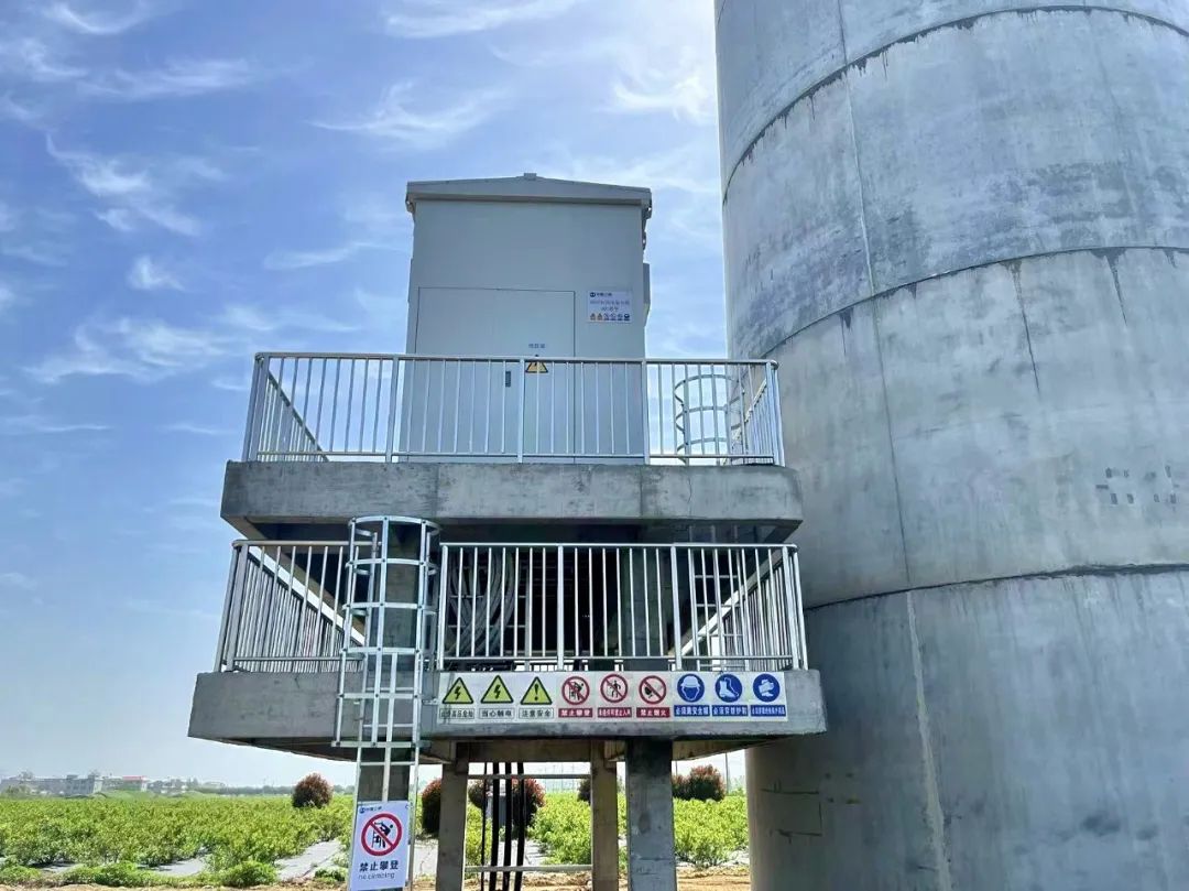 國內(nèi)首臺采用66千伏干式變壓器陸上風(fēng)電機組成