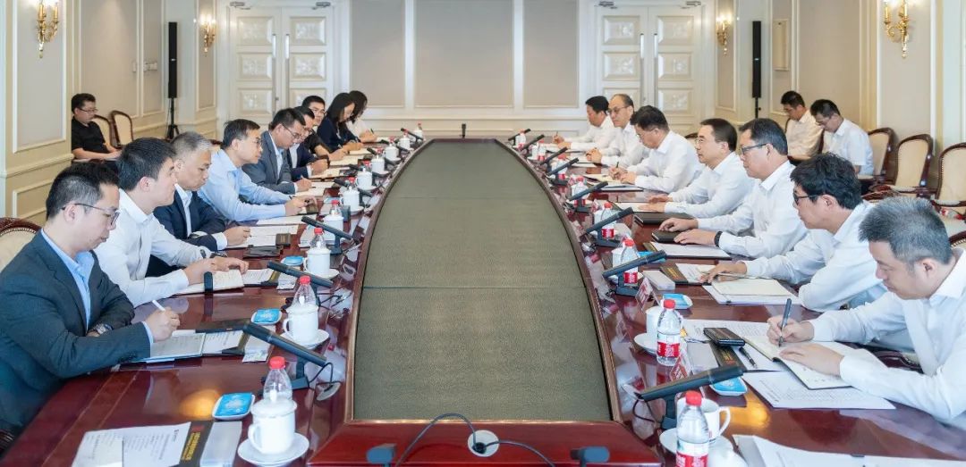 中國大唐集團(tuán)有限公司黨組書記、董事長與遠(yuǎn)景
