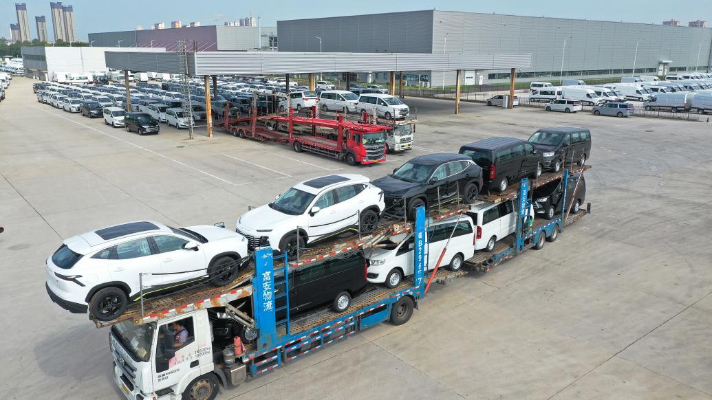 9月新能源車(chē)與燃油車(chē)分化加劇，自主品牌國(guó)內(nèi)零