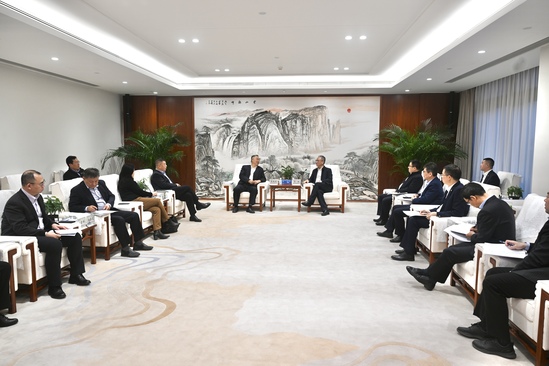 中國電建黨委副書記、總經(jīng)理王斌與中國機(jī)電商會黨委書記、會長張鈺晶舉行會談