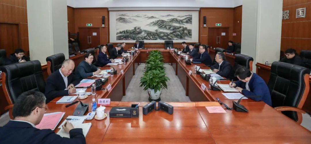 中核集團(tuán)會見中國一重董事、總經(jīng)理、黨委副書記呂智強(qiáng)一行